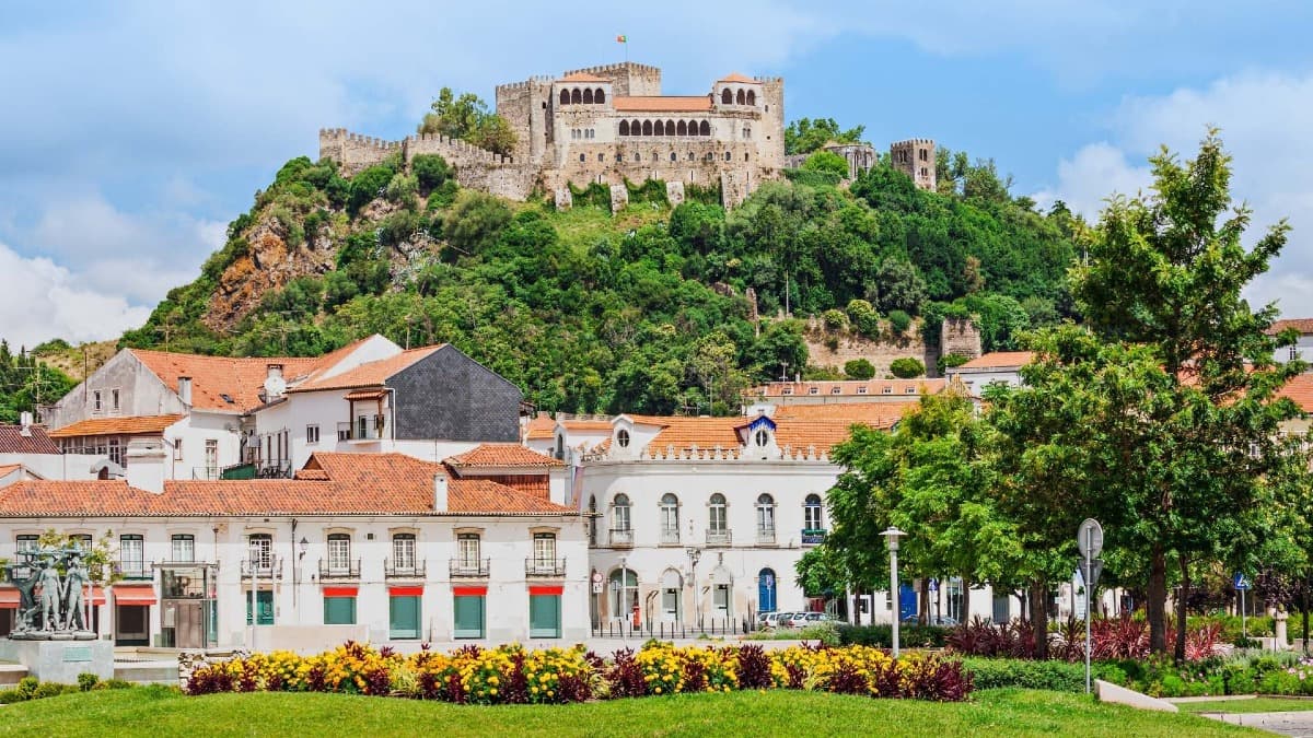 Private Leiria Walking Tour – Castles, Culture & Heritage