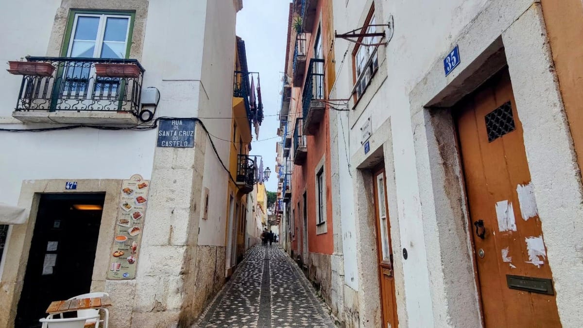 O57q secret places lisbon private guided tour