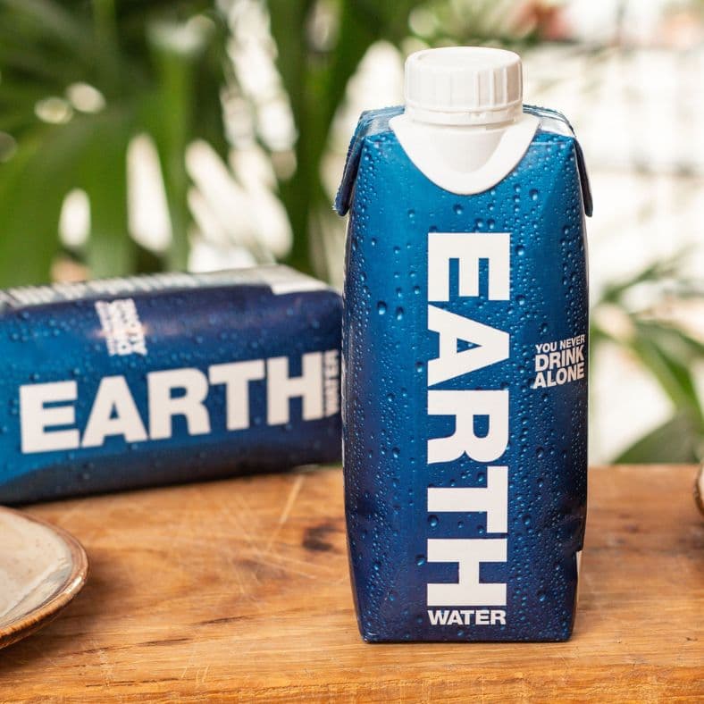 Prácticas turísticas ecológicas con envases sostenibles
