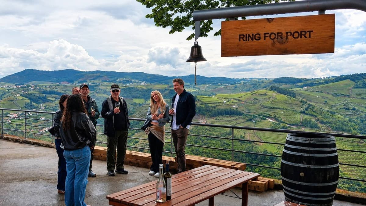 Iconic Wine Experience at Quinta da Pedra Alta