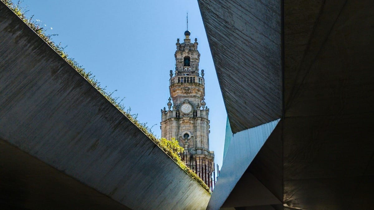Tour Clerigos, l'ex-libris de Porto, lors de notre visite privée de la ville de Porto | Cooltour Oporto