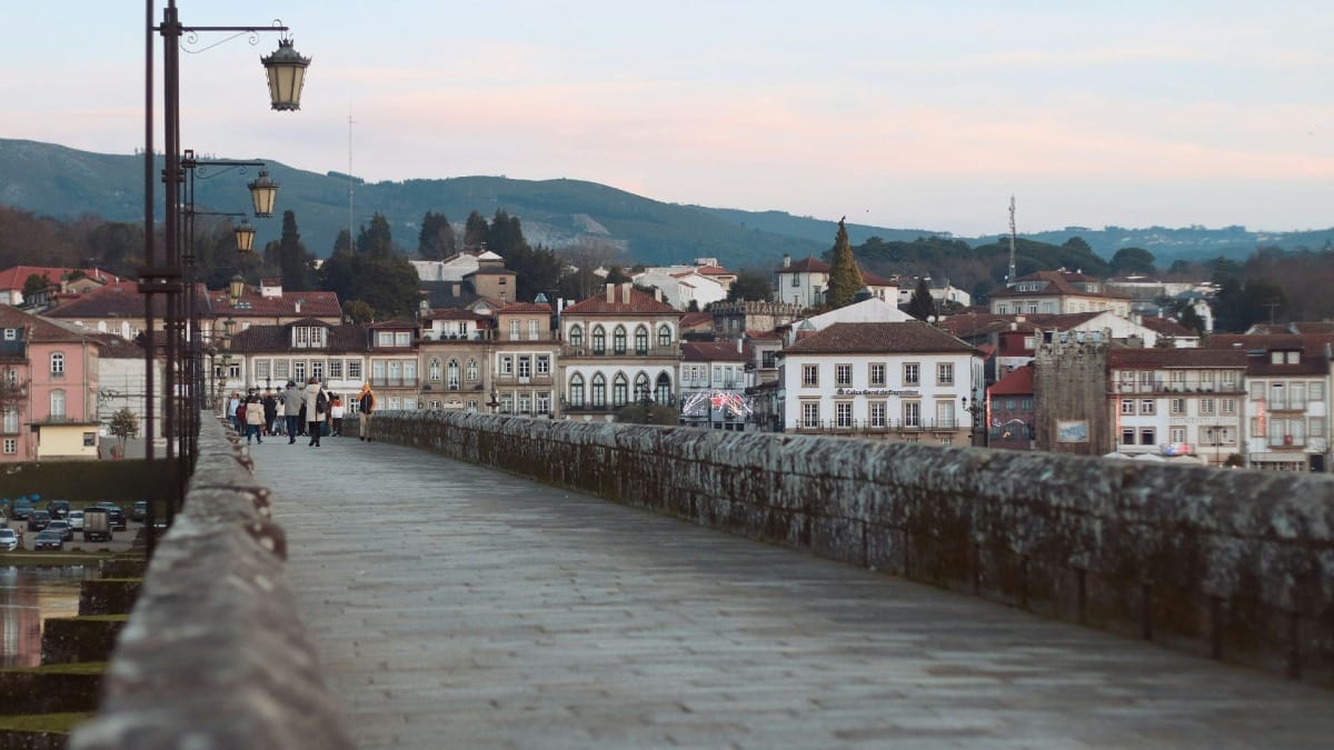 Ponte de Lima Bridge, the main symbol of Ponte de Lima during our Private Minho Region Tour by Cooltour Oporto