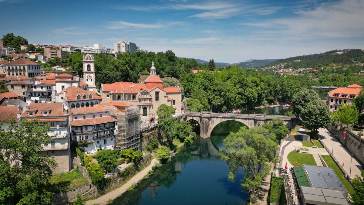 Vista panorámica de Amarante y del río Támega | Cooltour Oporto