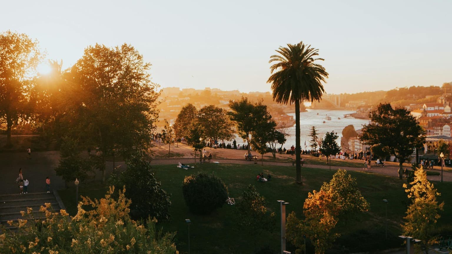 Image du point de vue Jardim do Morro au coucher du soleil