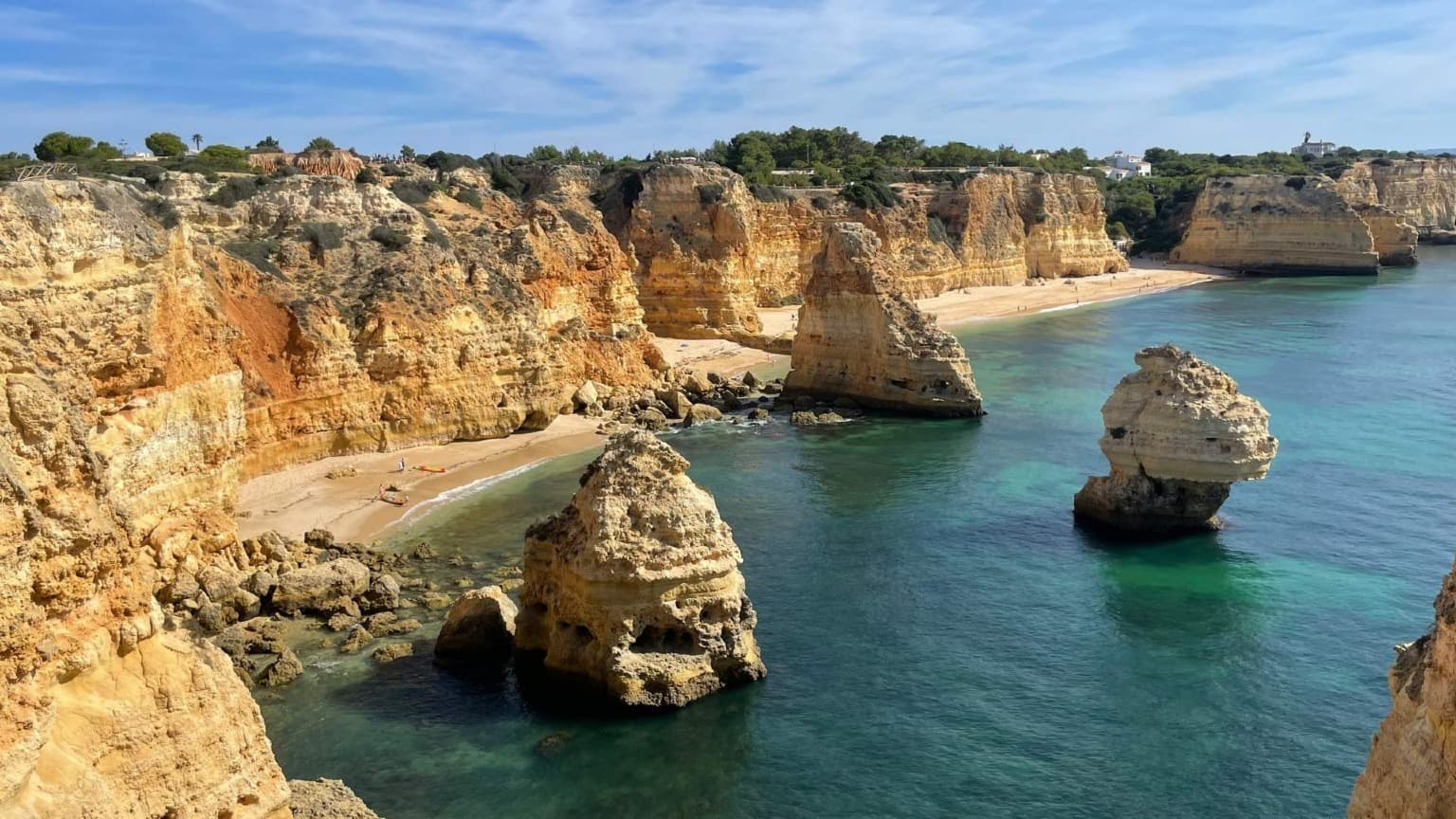 Descubra el Algarve: playas, historia, gastronomía y tesoros ocultos